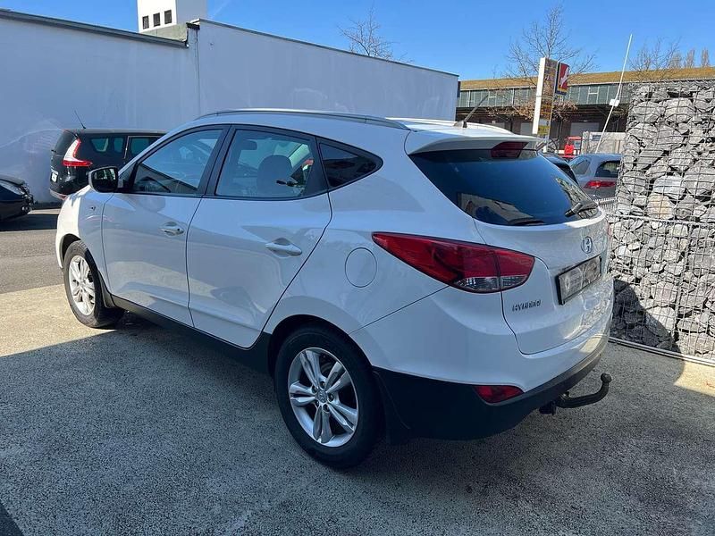 Gebraucht Hyundai ix35 136 PS (100 kW) 2013 Weiß SUV