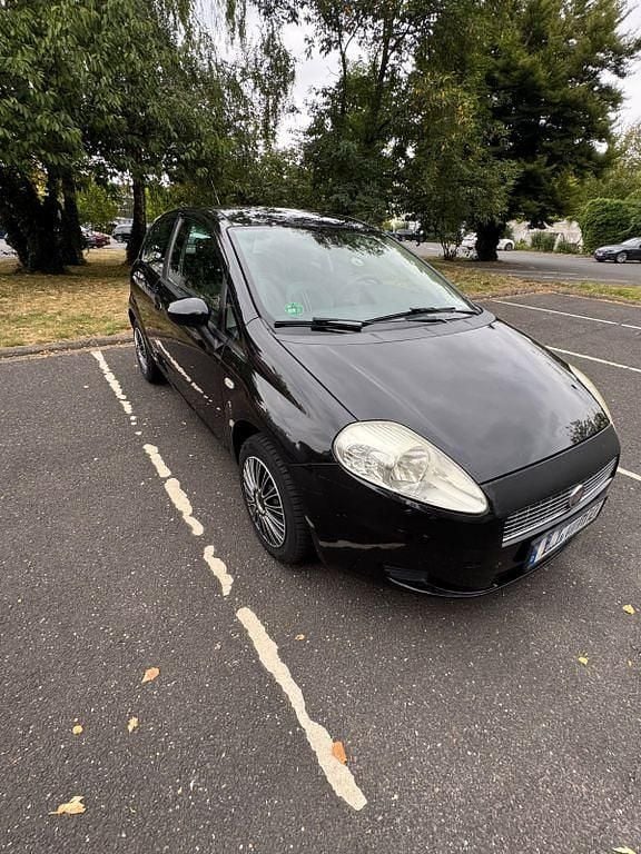 Schwarz Gebraucht 2009 Fiat Punto Evo Kleinwagen | 1.300 € (Guter Preis) - Bild 1/4