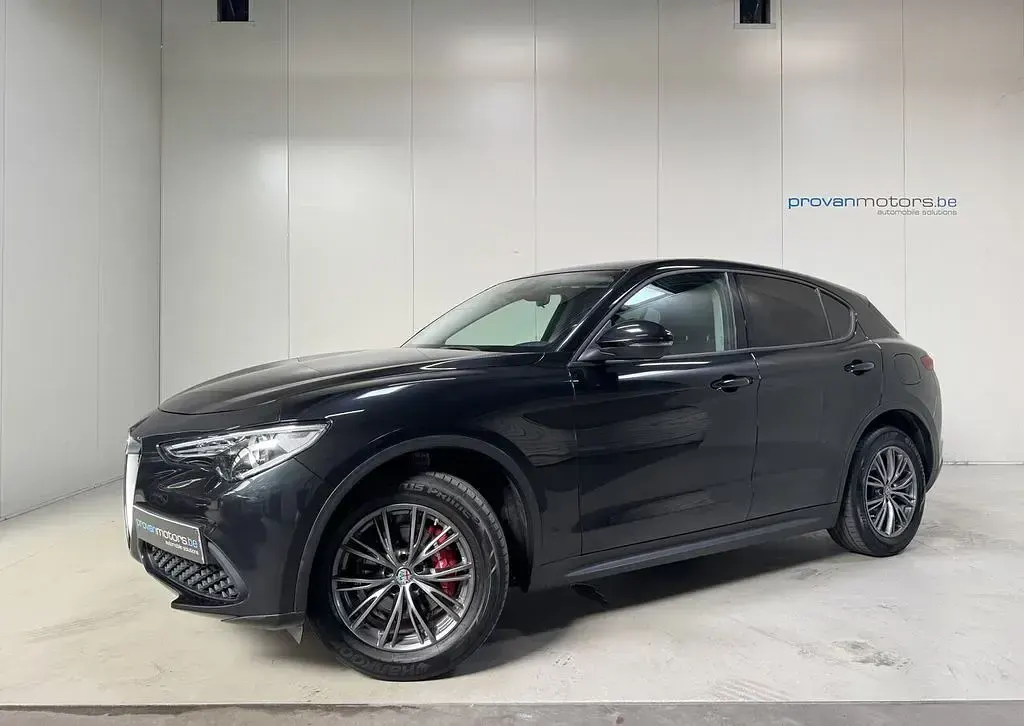 Gebraucht Alfa Romeo Stelvio 201 PS (147 kW) 2019 Schwarz SUV