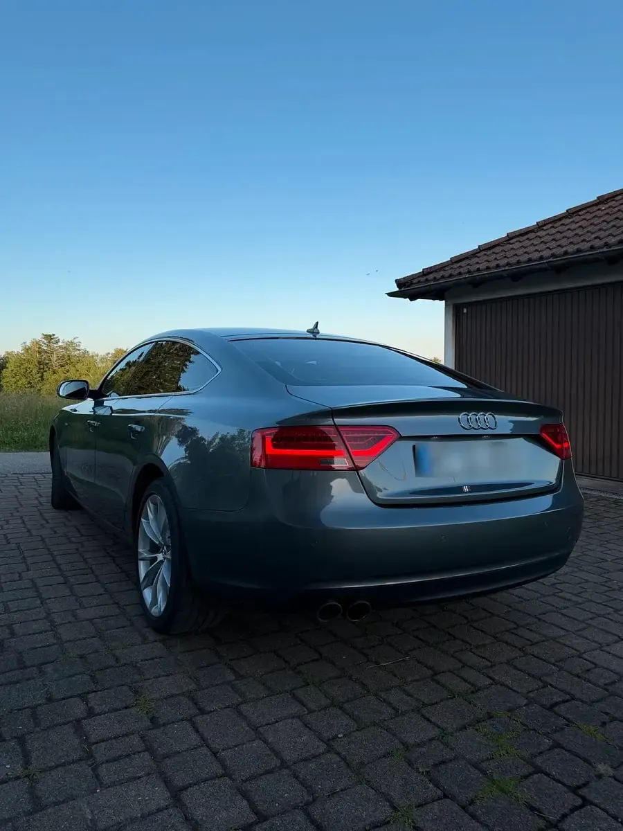 Gebraucht Audi A5 Comfort 177 PS (130 kW) 2013 Grau Coupé