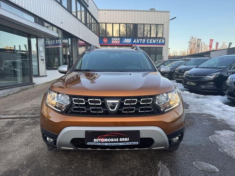 Gebraucht Dacia Duster Prestige 116 PS (85 kW) 2021 Orange SUV