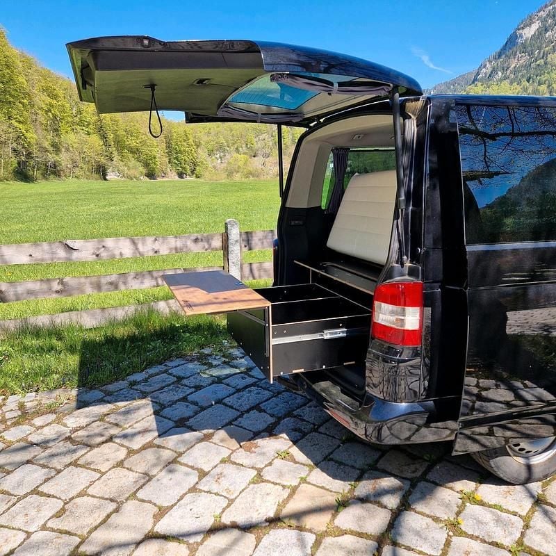 Gebraucht VW Multivan 174 PS (127 kW) 2007 Schwarz Van / Kleinbus