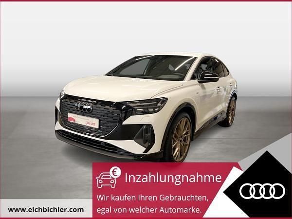 Weiß (gletscherweiß) Gebraucht 2025 Audi Q4 Sportback e-tron Ambiente SUV | 49.904 € (Teuer) - Bild 1/4