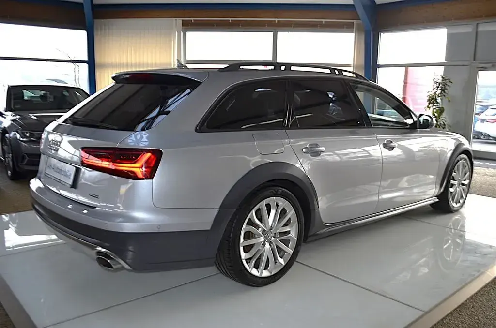 Gebraucht Audi A6 Allroad Ambiente 218 PS (160 kW) 2017 Silber Kombi