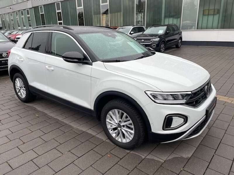 Gebraucht VW T-Roc 150 PS (110 kW) 2023 Weiß SUV