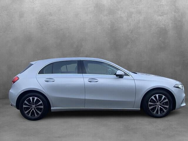 Gebraucht Mercedes A200 Progressive 150 PS (110 kW) 2021 Silber Limousine