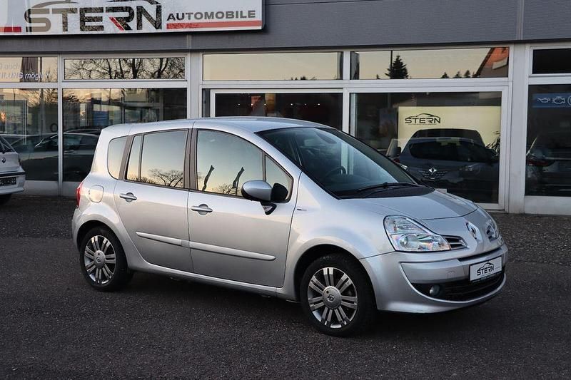 Grau Gebraucht 2011 Renault Grand Modus Night&Day Van / Kleinbus | 5.490 € (Teuer) - Bild 1/4