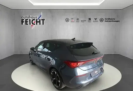 Usado Cupra Leon 150 HP (110 kW) 2024 Cinzento Sedan