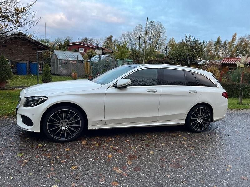 Gebraucht Mercedes 250 204 PS (150 kW) 2014 Weiß Kombi