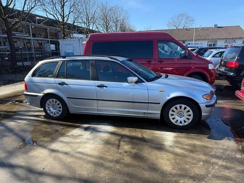Gebraucht BMW 316 Lifestyle 116 PS (85 kW) 2003 Silber Kombi
