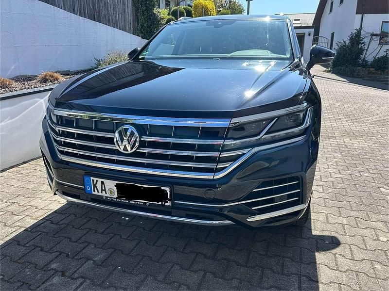 Schwarz Gebraucht 2019 VW Touareg Atmosphere SUV | 34.900 € (Fairer Preis) - Bild 1/4