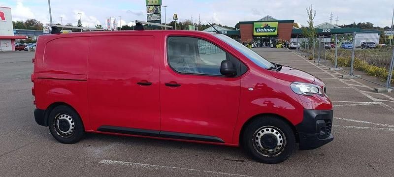 Gebraucht Peugeot Expert 116 PS (85 kW) 2017 Rot Van