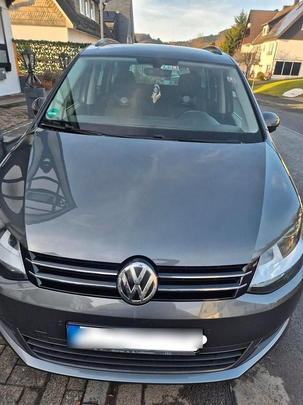 Gebraucht VW Sharan 150 PS (110 kW) 2019 Grau Van / Kleinbus