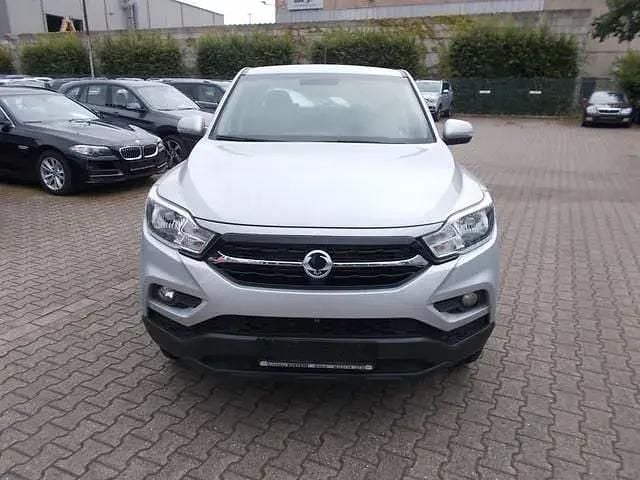 Gebraucht SsangYong Musso 181 PS (133 kW) 2020 Silber SUV
