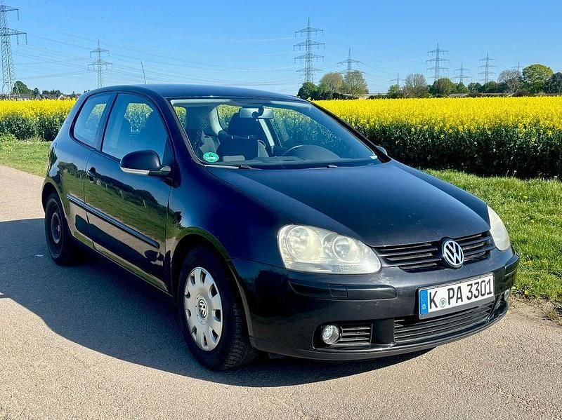 Second-hand VW Golf V 80 CP (58 kW) 2007 Negru Berlinǎ