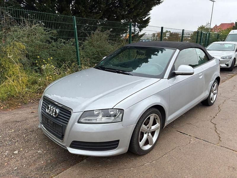 Silber Gebraucht 2008 Audi A3 Cabriolet Attraction Cabrio | 3.395 € - Bild 1/4