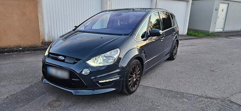 Gebraucht Ford S-MAX Titanium S 239 PS (175 kW) 2013 Grau Van / Kleinbus