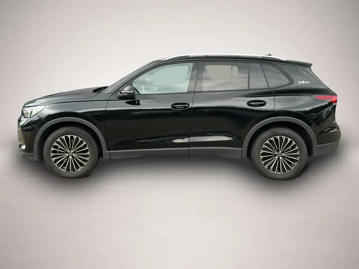 Gebraucht VW Tiguan Goal 150 PS (110 kW) 2025 Schwarz SUV