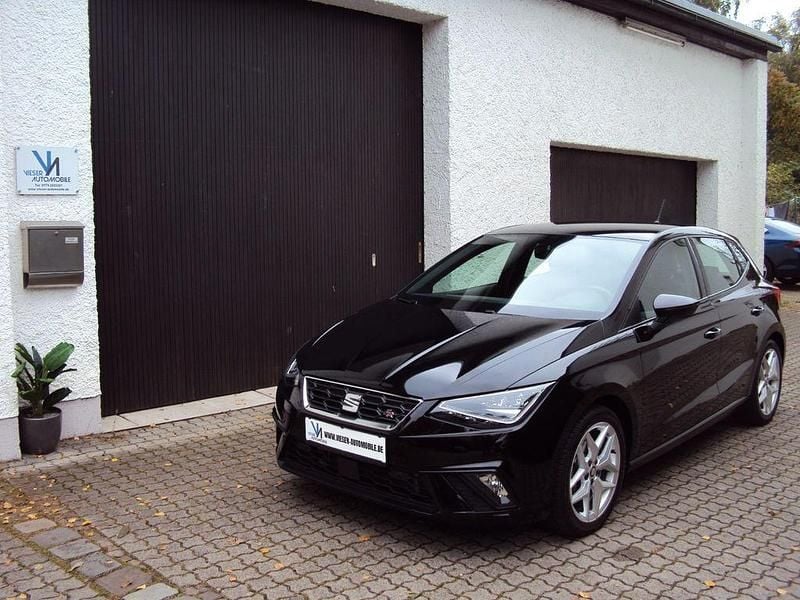 Schwarz Gebraucht 2021 Seat Ibiza Beats Limousine | 15.800 € (Guter Preis) - Bild 1/4