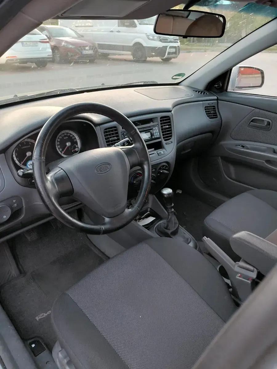 Usata Kia Rio 97 CV (71 kW) 2006 Utilitaria