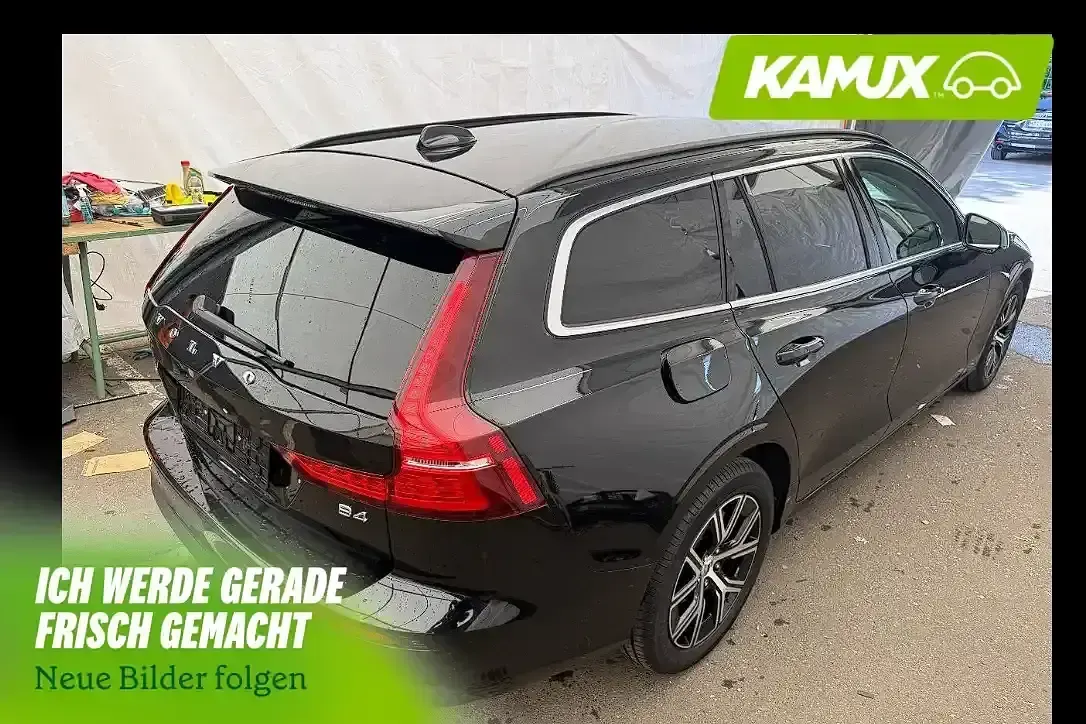 Gebraucht Volvo V60 197 PS (144 kW) 2024 Schwarz Kombi