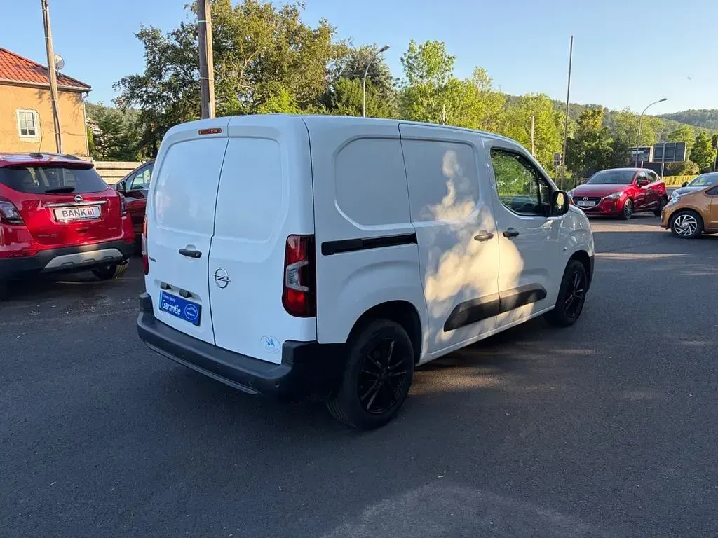 Gebraucht Opel Combo Selection 110 PS (80 kW) 2020 Weiß Van / Kleinbus