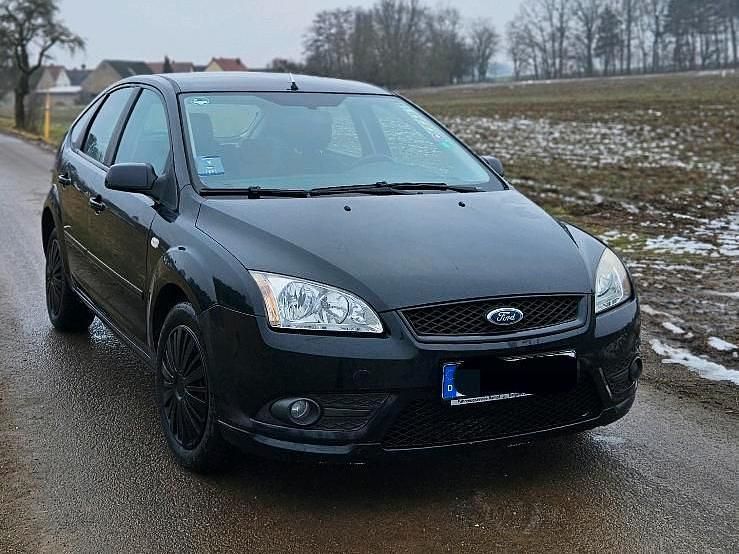 Gebraucht Ford Focus 101 PS (74 kW) 2007 Schwarz Kleinwagen