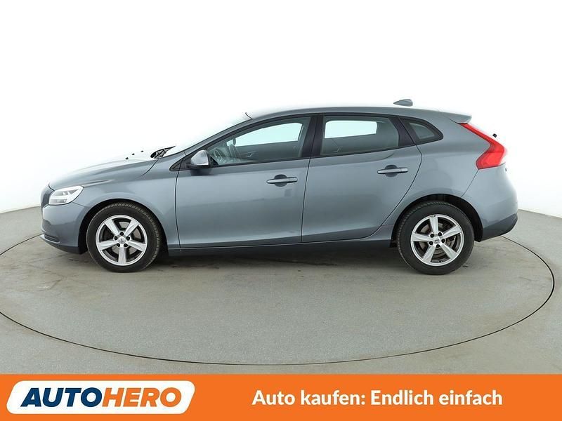 Gebraucht Volvo V40 Kinetic 122 PS (89 kW) 2017 Grau Limousine