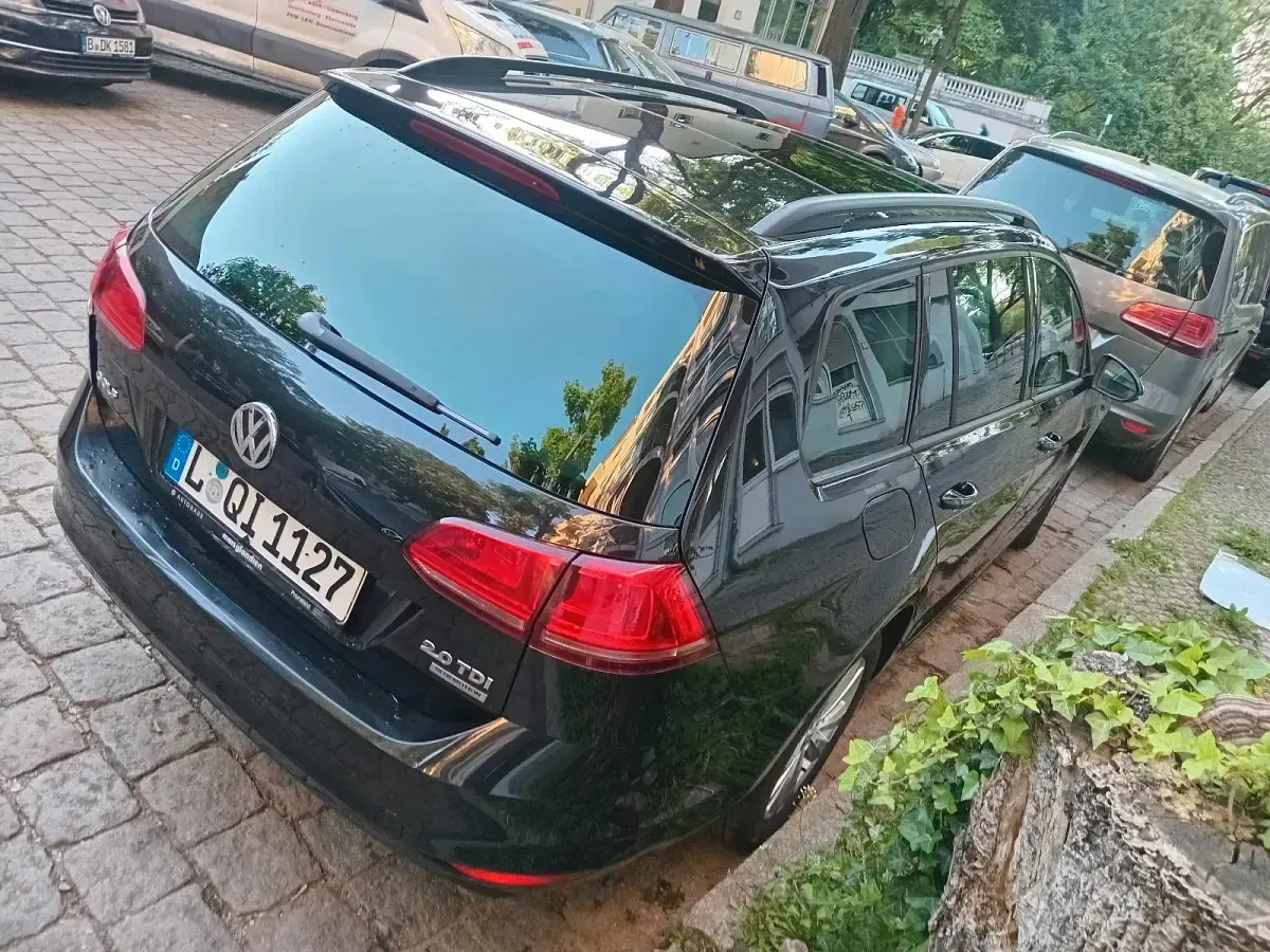 Second-hand VW Golf VII 150 CP (110 kW) 2014 Negru Break