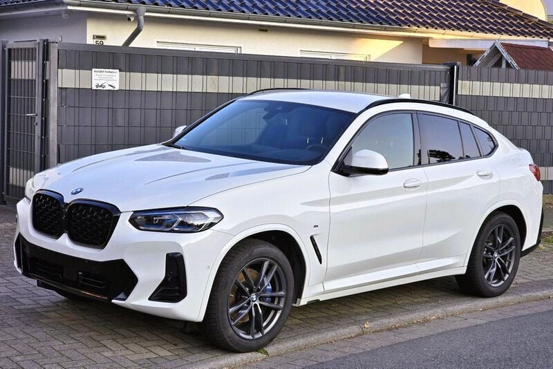 Weiß Gebraucht 2023 BMW X4 M Sport SUV | 47.480 € (Fairer Preis) - Bild 1/4