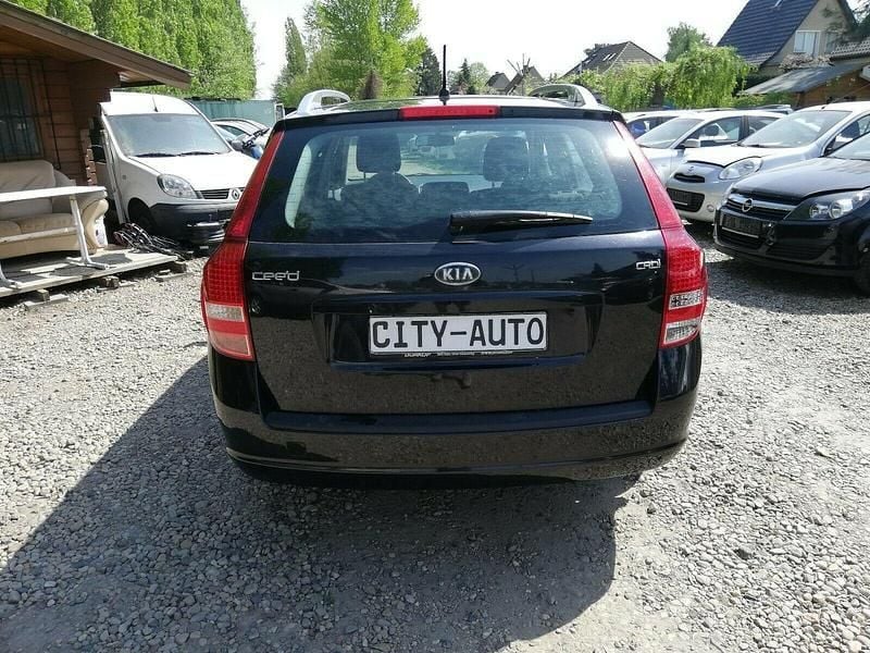 Gebraucht Kia Ceed 116 PS (85 kW) 2012 Schwarz Kleinwagen