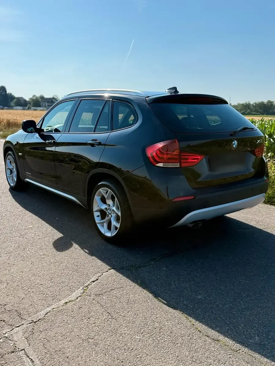 Gebraucht BMW X1 177 PS (130 kW) 2010 Schwarz SUV