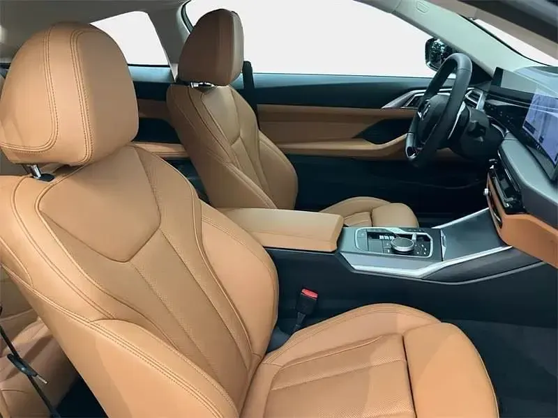Gebraucht BMW 420 Coupé Comfort Edition 190 PS (139 kW) 2024 Skyscraper grau metallic Coupé