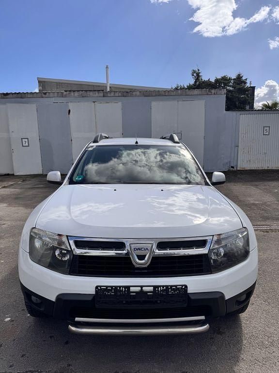 Gebraucht Dacia Duster Prestige 110 PS (80 kW) 2011 Weiß SUV