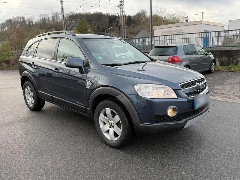 Gebraucht Chevrolet Captiva 150 PS (110 kW) 2008 Blau SUV