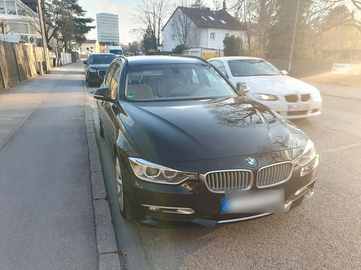 Gebraucht BMW 320 Comfort Edition 184 PS (135 kW) 2013 Schwarz Kombi