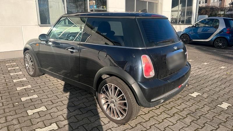 Gebraucht Mini Cooper 116 PS (85 kW) 2004 Schwarz Kleinwagen