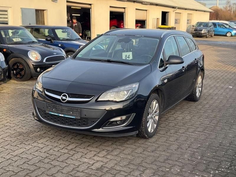 Schwarz Gebraucht 2014 Opel Astra Exklusiv Kombi | 6.999 € (Etwas zu teuer) - Bild 1/4