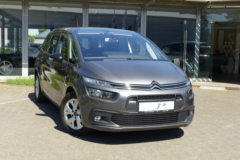 Lackierung platiniumgrau/typ Gebraucht 2022 Citroën C4 SpaceTourer Live Van / Kleinbus | 19.490 € (Etwas zu teuer) - Bild 1/4