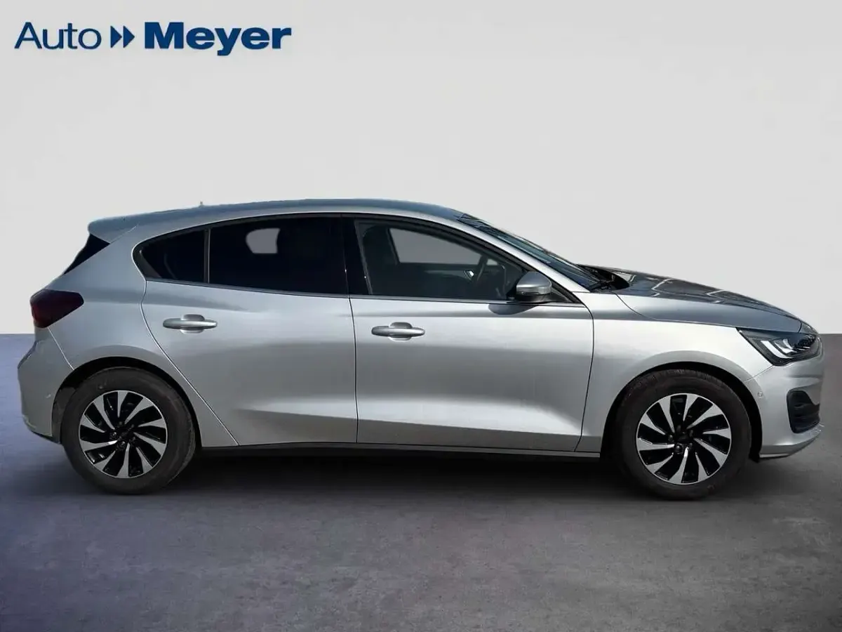 Gebraucht Ford Focus Titanium X 155 PS (114 kW) 2025 Moondust silber metallic Limousine