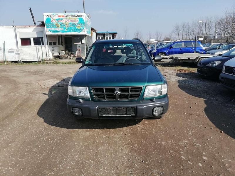 Grün Gebraucht 1998 Subaru Forester SUV | 1.750 € (Guter Preis) - Bild 1/4