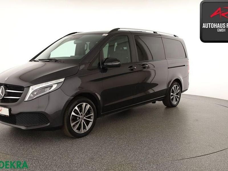 Gebraucht Mercedes V300 237 PS (174 kW) 2021 Graphitgrau Van / Kleinbus