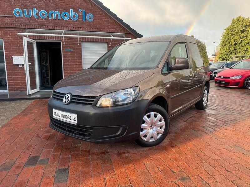 Braun Gebraucht 2012 VW Caddy Trendline Van / Kleinbus | 6.900 € (Etwas zu teuer) - Bild 1/4