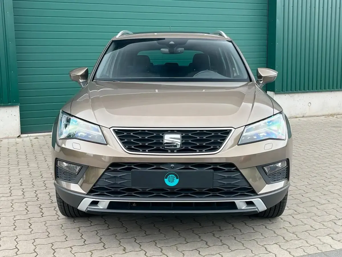 Gebraucht Seat Ateca 4Drive 150 PS (110 kW) 2016 Beige SUV