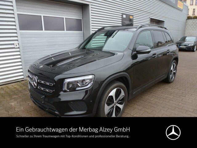Kosmosschwarz lack Gebraucht 2022 Mercedes GLB200 Progressive SUV | 35.400 € (Fairer Preis) - Bild 1/4