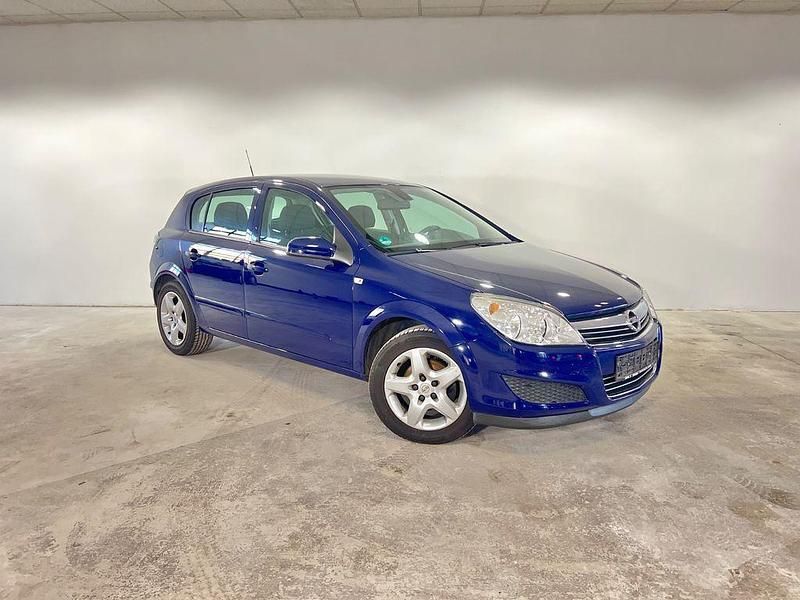 Blau Gebraucht 2007 Opel Astra Catch Me Limousine | 2.599 € (Fairer Preis) - Bild 1/4