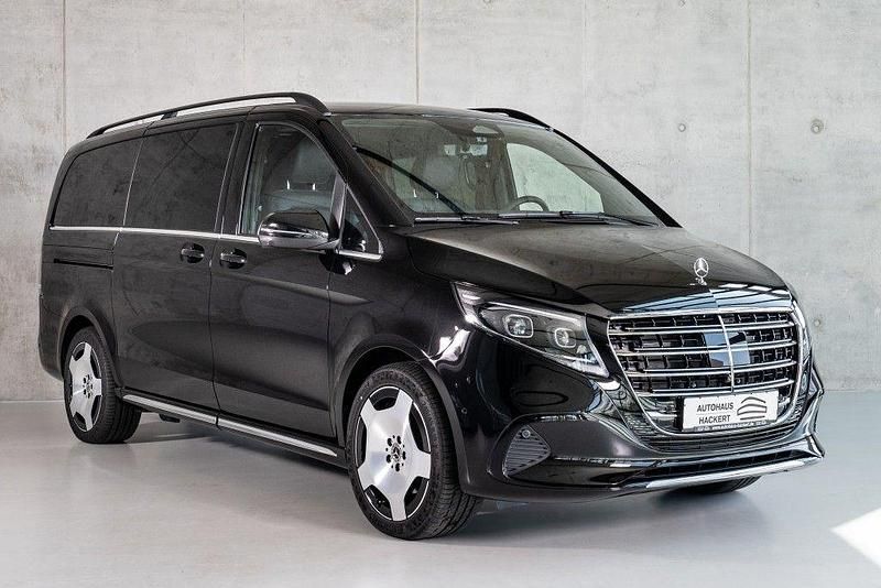Obsidianschwarz metallic Neu 2025 Mercedes V300 Exclusive Van / Kleinbus | 117.810 € - Bild 1/4