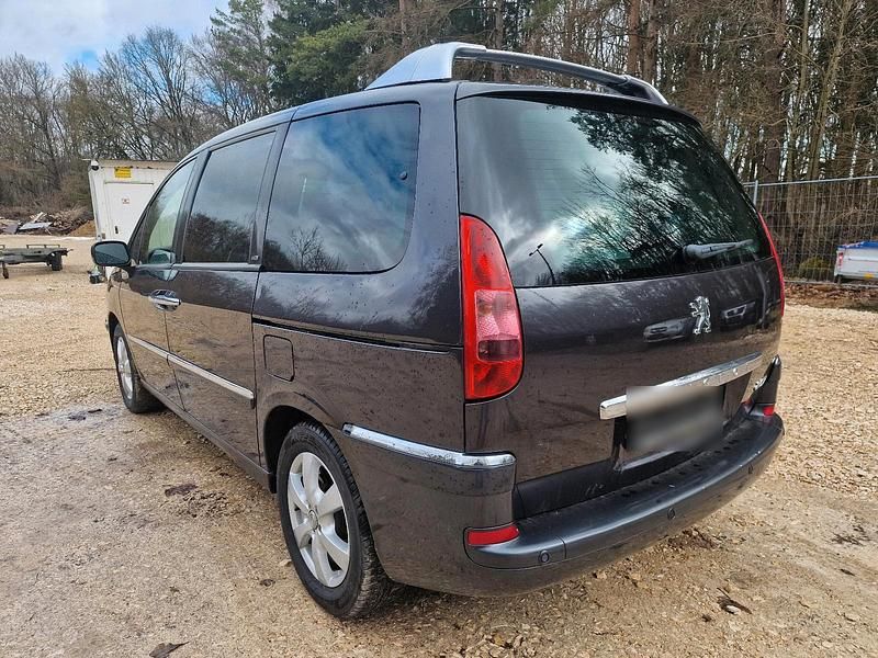Gebraucht Peugeot 807 170 PS (125 kW) 2010 Schwarz Van / Kleinbus