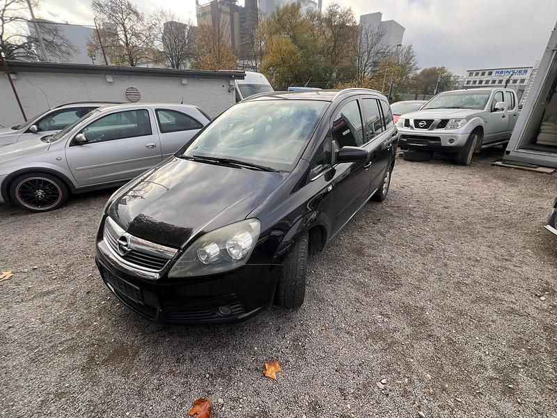 Schwarz Gebraucht 2007 Opel Zafira Kombi | 1.700 € (Guter Preis) - Bild 1/4