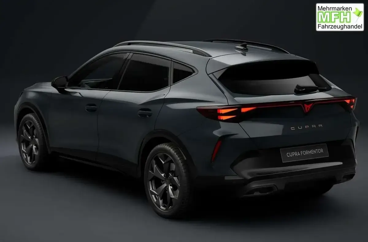 Neu Cupra Formentor 150 PS (110 kW) 2026 Fiord blau SUV
